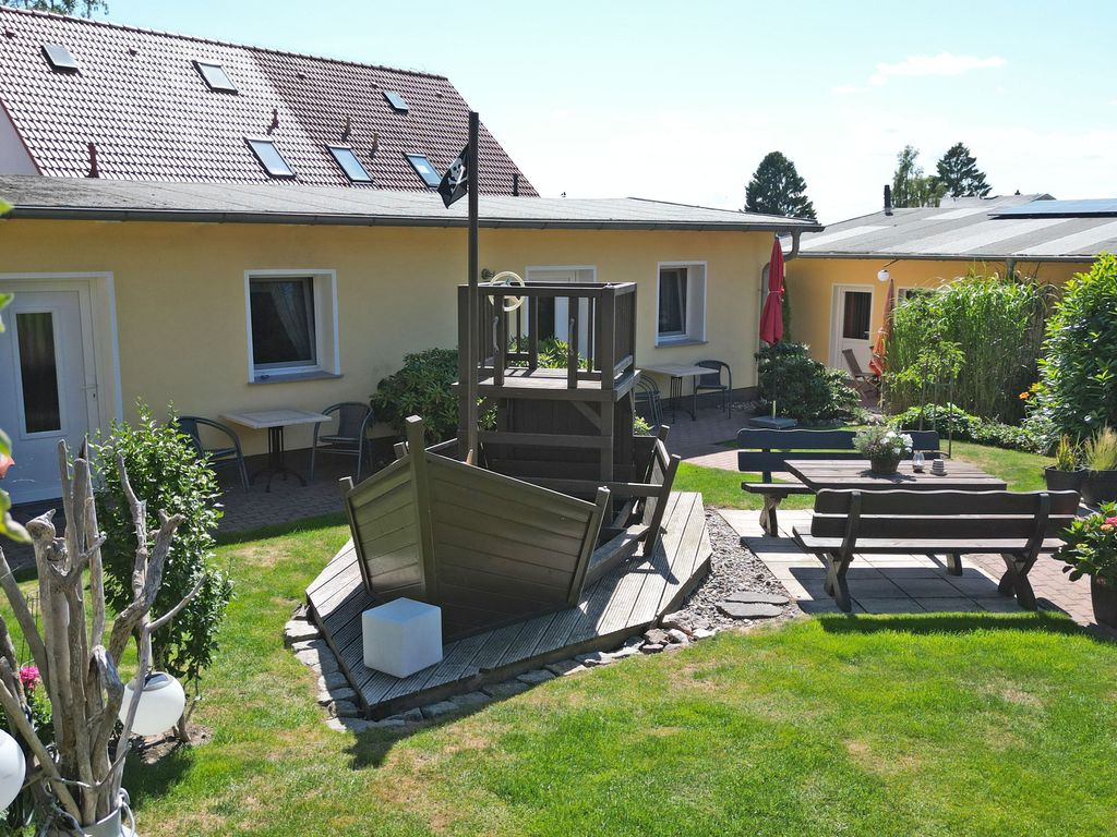 Ferienwohnungen mit Terrasse in Sellin zum Südstrand detail 3