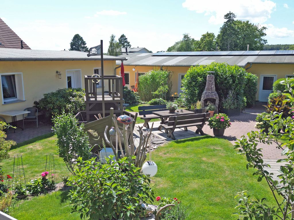 Ferienwohnungen mit Terrasse in Sellin zum Südstrand detail 2