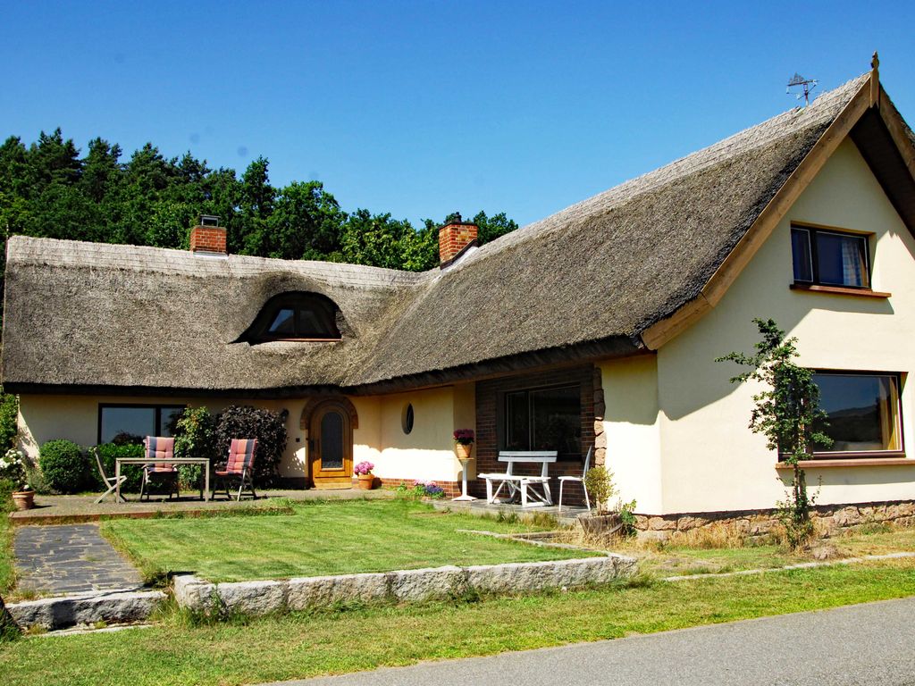 Reetdachhaus mit traumhaftem Seeblick und Ruhe detail 1