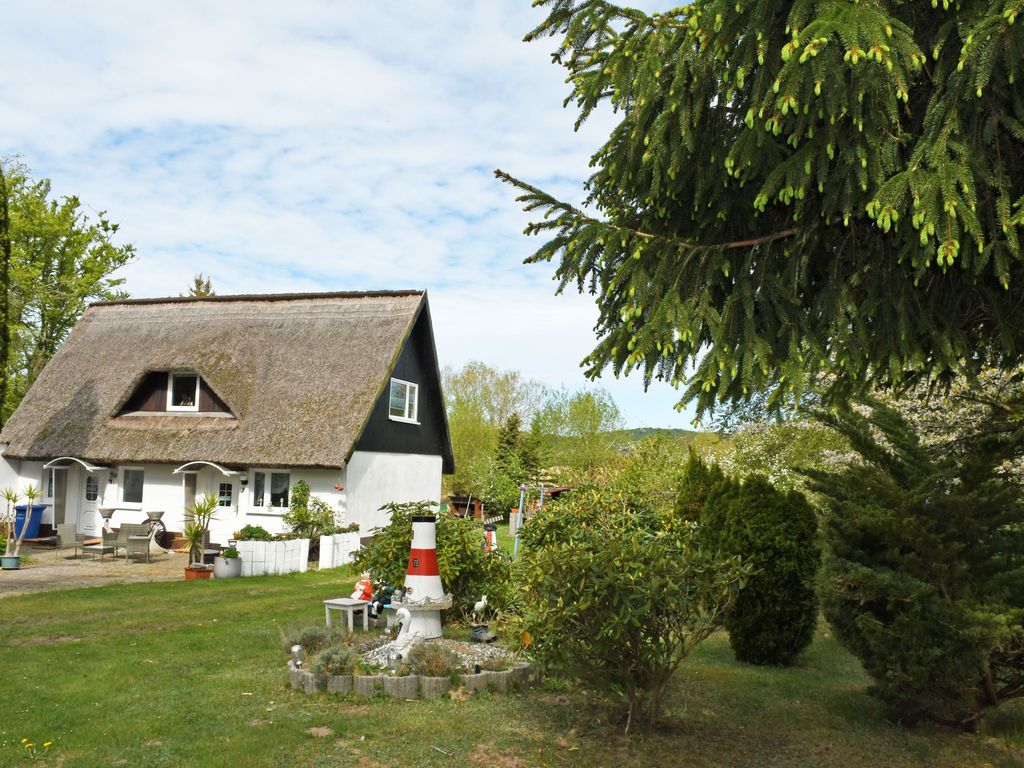 Urlaub unterm Reetdachhaus am Neuensiener See detail 2