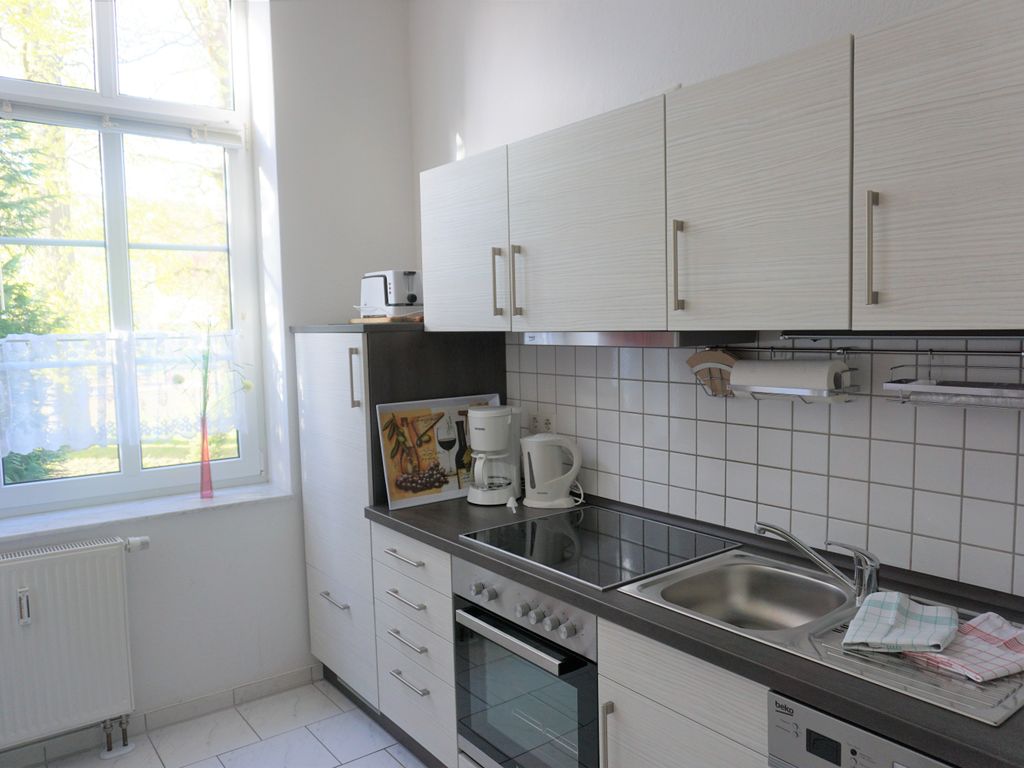 FeWo Nr.7 > 3-Zimmer-Ferienwohnung - Villa Azur - Meerblick - Sassnitz auf Rügen detail 4