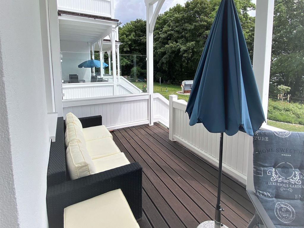FeWo Nr.1 > 1-Zimmer-Ferienwohnung - Villa Azur - Meerblick - Sassnitz auf Rügen detail 1