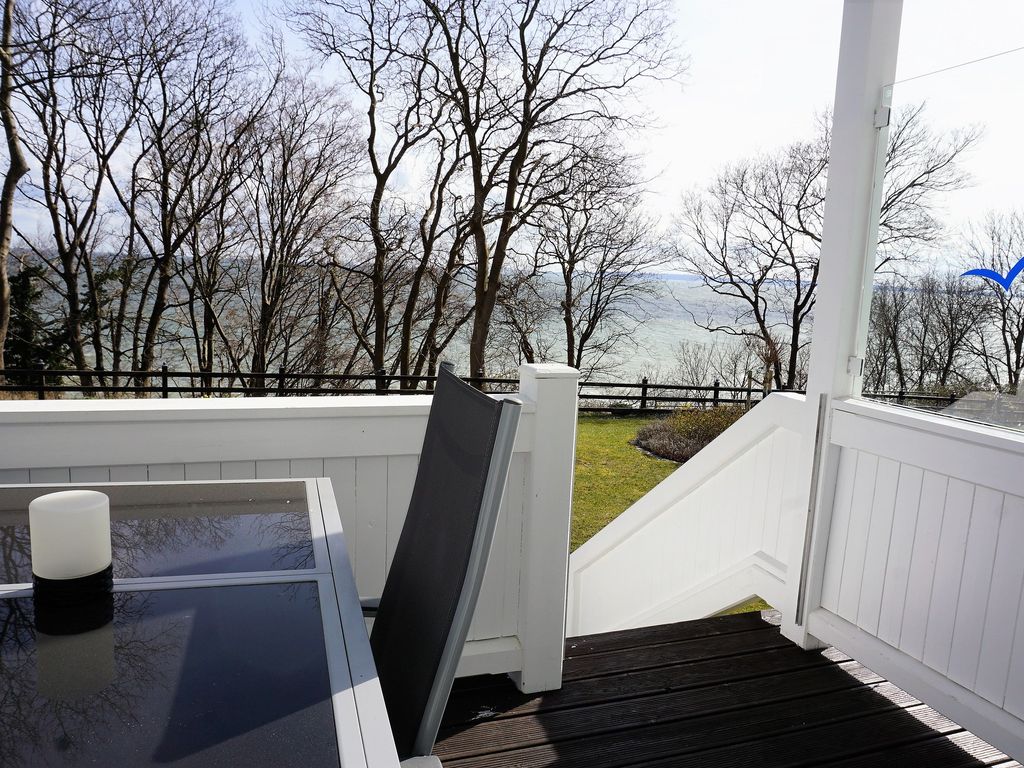 FeWo Nr.1 > 1-Zimmer-Ferienwohnung - Villa Azur - Meerblick - Sassnitz auf Rügen detail 3