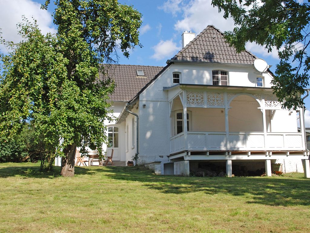 Gutshaus Glowitz detail 1