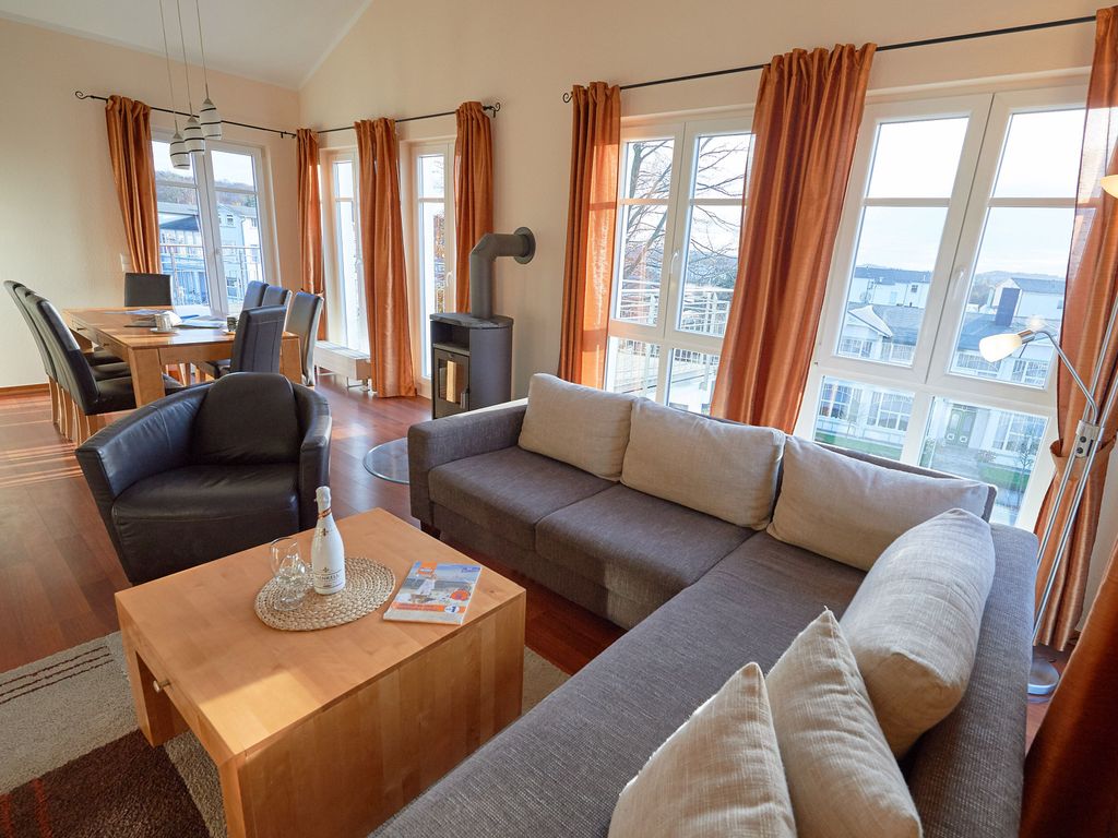Villa Sommerwind in Sellin | Wohnung 01 | Sommerflieder detail 1