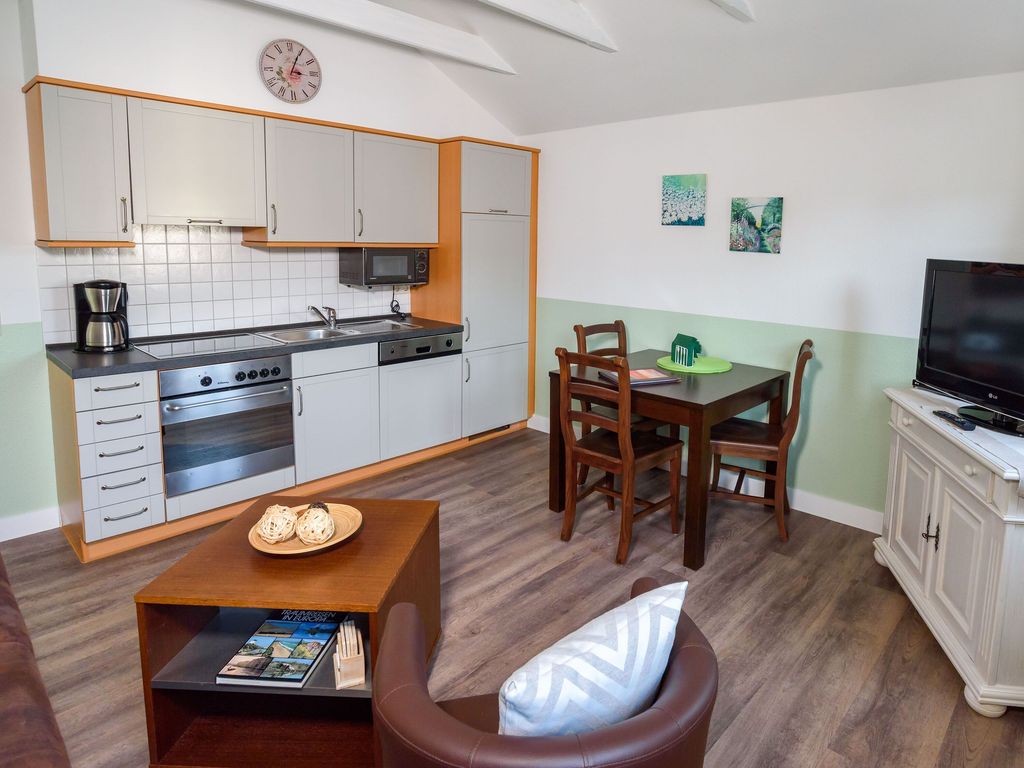 Villa Binz | Wohnung 03 | Frühling und Frische detail 1