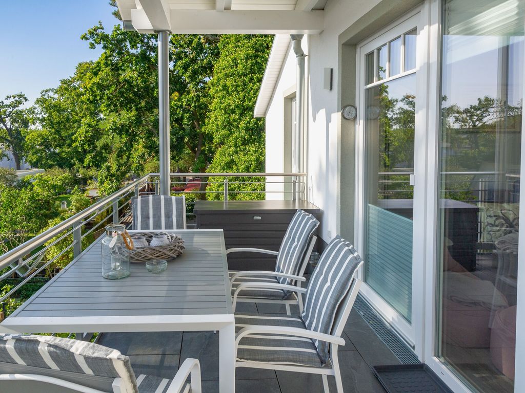 Villa Düne 4 in Binz | Wohnung 06 | Sonnendeck detail 2