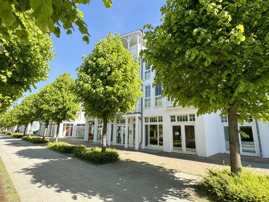 F: Seepark Sellin - Haus Mönchgut Whg 624 mit Balkon detail 1