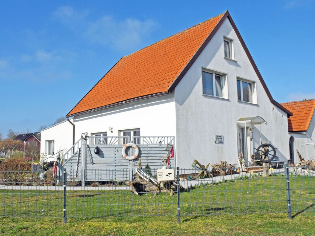Ferienwohnung mit Gartenterrasse zum Reddevitzer Höft