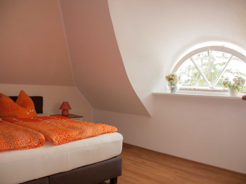 Nr. 5 Ferienwohnung - Ferienwohnungen im Landhaus am Deich mit großem Garten detail 4