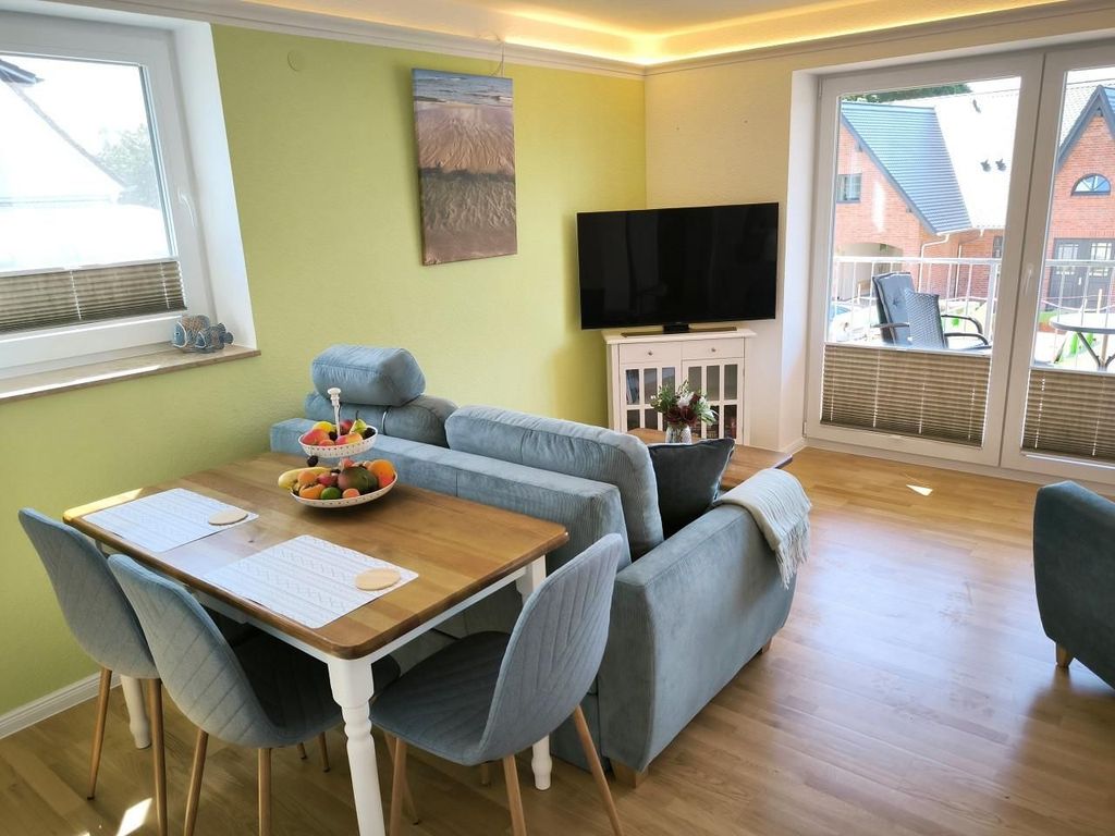 2-Raum-Ferienwohnung mit Meerblick und Balkon (Mr) - Appartementhaus mit Meerblick und Balkon in Göhren (HMLi) detail 1