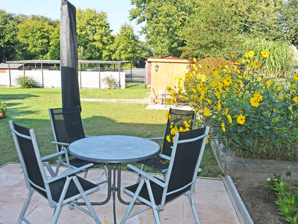 DEB 045 Bungalow mit Gartenterrasse in Altefähr detail 4