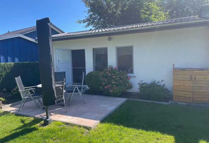 DEB 045 Bungalow mit Gartenterrasse in Altefähr