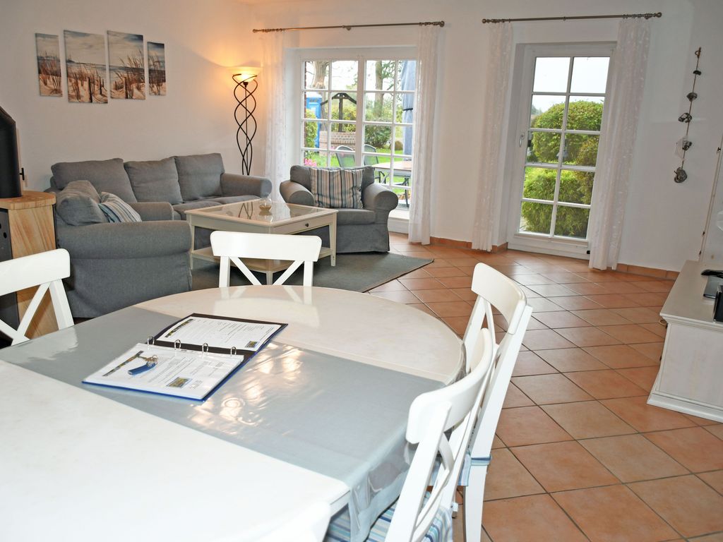 Ferienwohnung mit Terrasse und Kamin Wigbold - schöne Ferienwohnungen mit Terrasse/Balkon u. Sauna detail 2