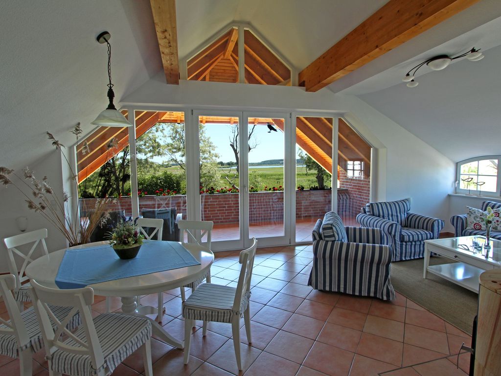 Ferienwohnung mit Balkon und Kamin Störtebeker