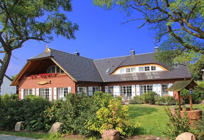 schöne Ferienwohnungen mit Terrasse/Balkon u. Sauna