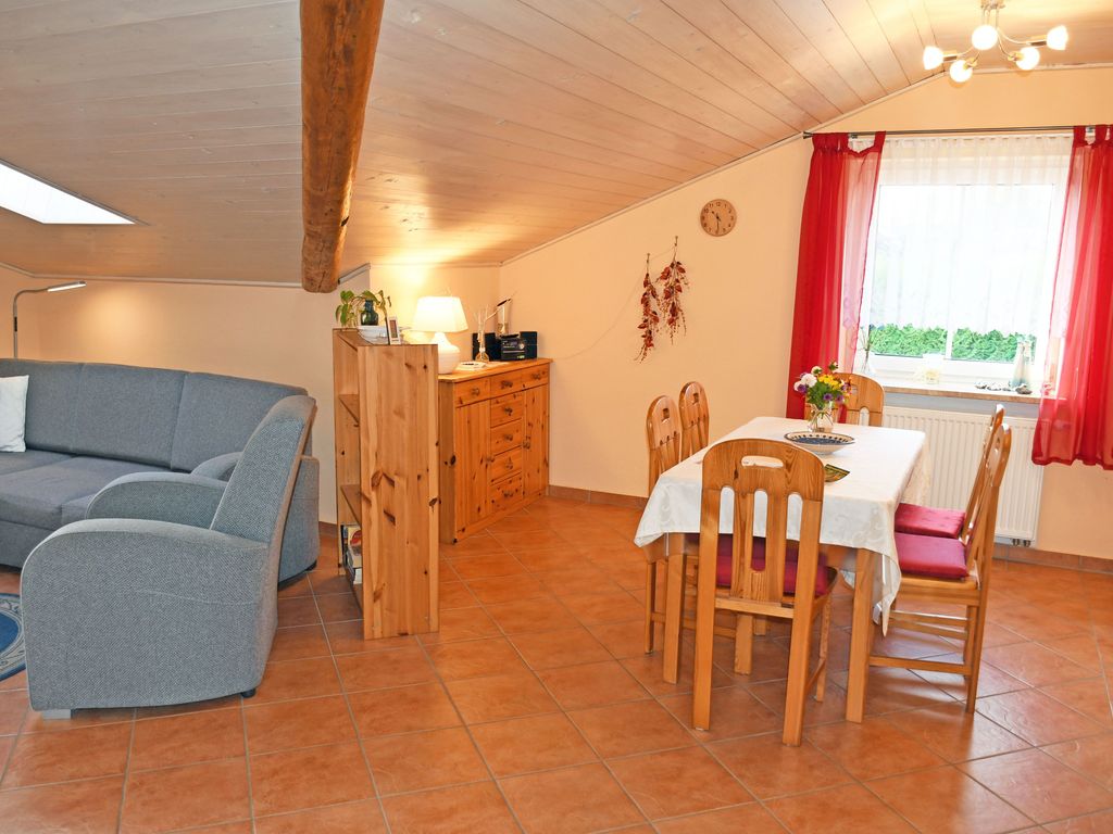 Ferienwohnung mit Balkon und Kamin Bernstein