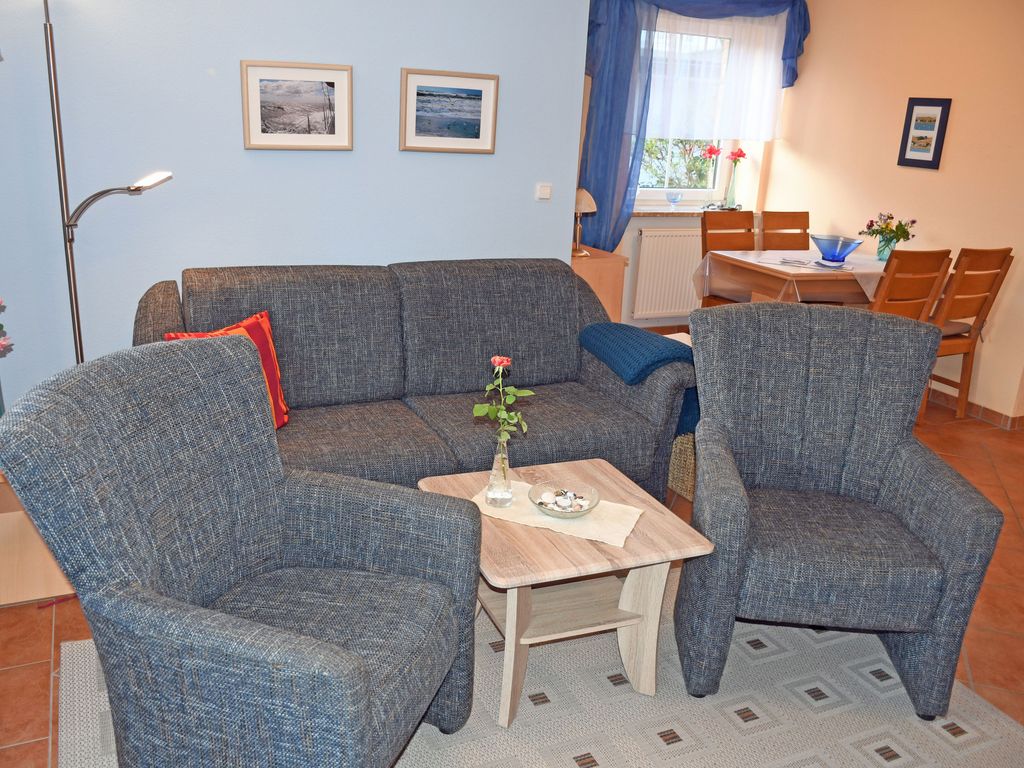 Ferienwohnung mit Balkon und Kamin Hühnergott - Ferienwohnungen mit Kamin und Blick zum Selliner Seepark detail 2