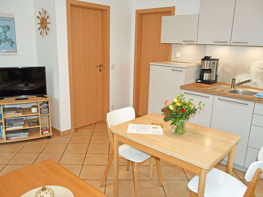 2-Raumferienwohnung m. Terrasse Koje für Vier - schöne Ferienwohnungen mit Terrasse im Zentrum von Rügen detail 2