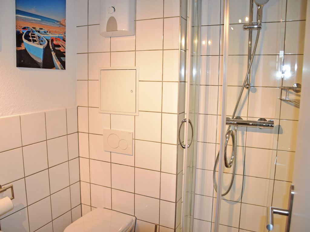 09 Ferienwohnung Ida mit Balkon und Strandkorb B - Ferienwohnungen im Haus Ida im Ostseebad detail 4