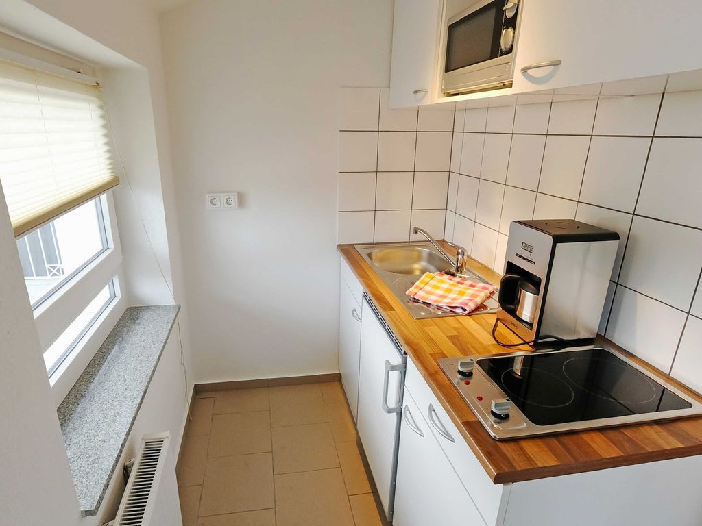 01 Ferienwohnung Ida mit Balkon und Strandkorb B - Ferienwohnungen im Haus Ida im Ostseebad detail 4