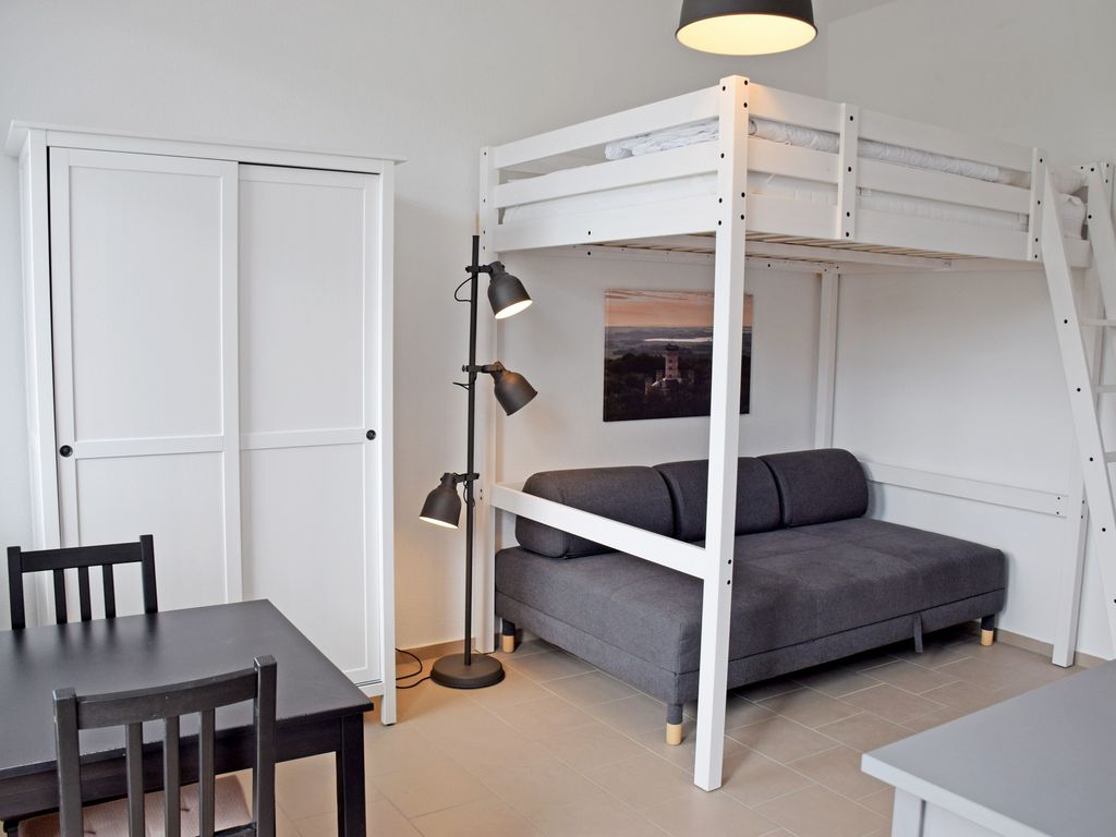 09 Ferienwohnung Ida mit Balkon und Strandkorb B - Ferienwohnungen im Haus Ida im Ostseebad detail 1