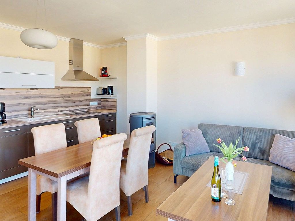 OST-02 - Ferienwohnung im 1. OG mit Sauna und Balkon (HT) - Residenz Villa Ostsee - Ferienapartments in Göhren detail 1