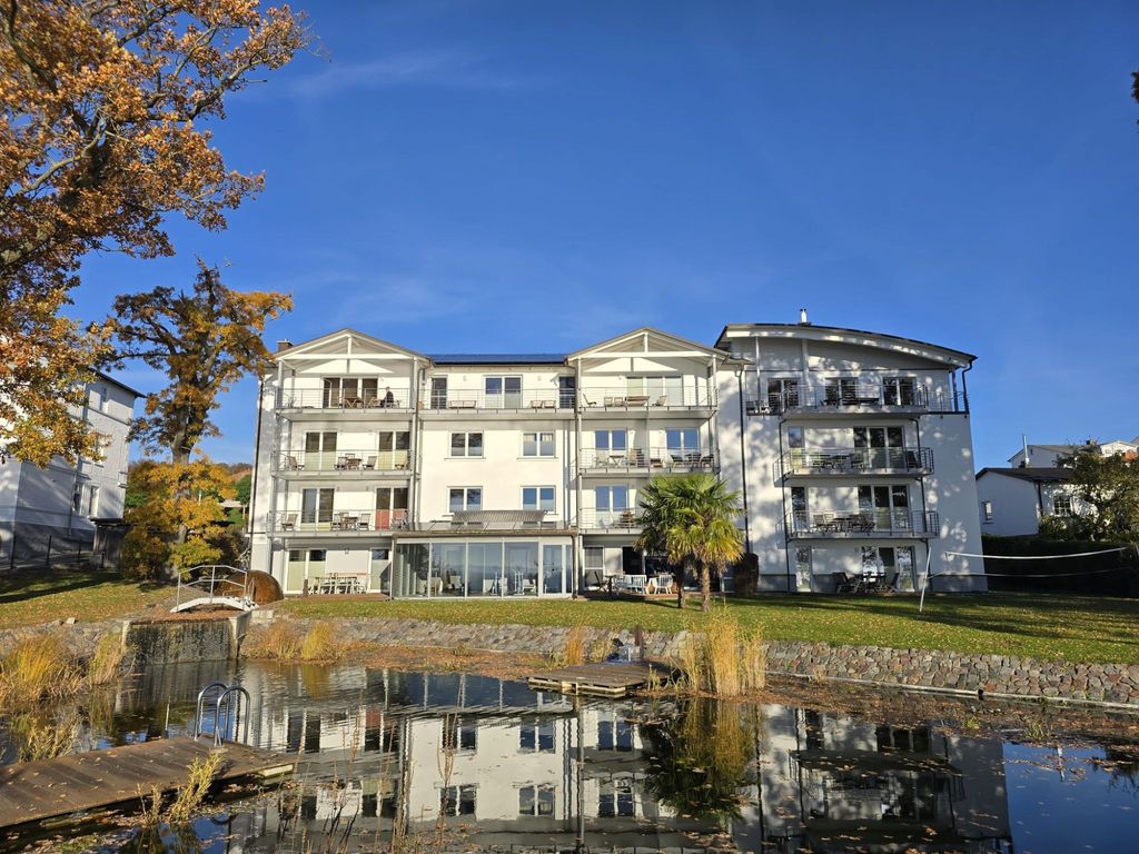 Villa Nause-FeWo Buchenfreund mit Spa und Freizeit detail 1