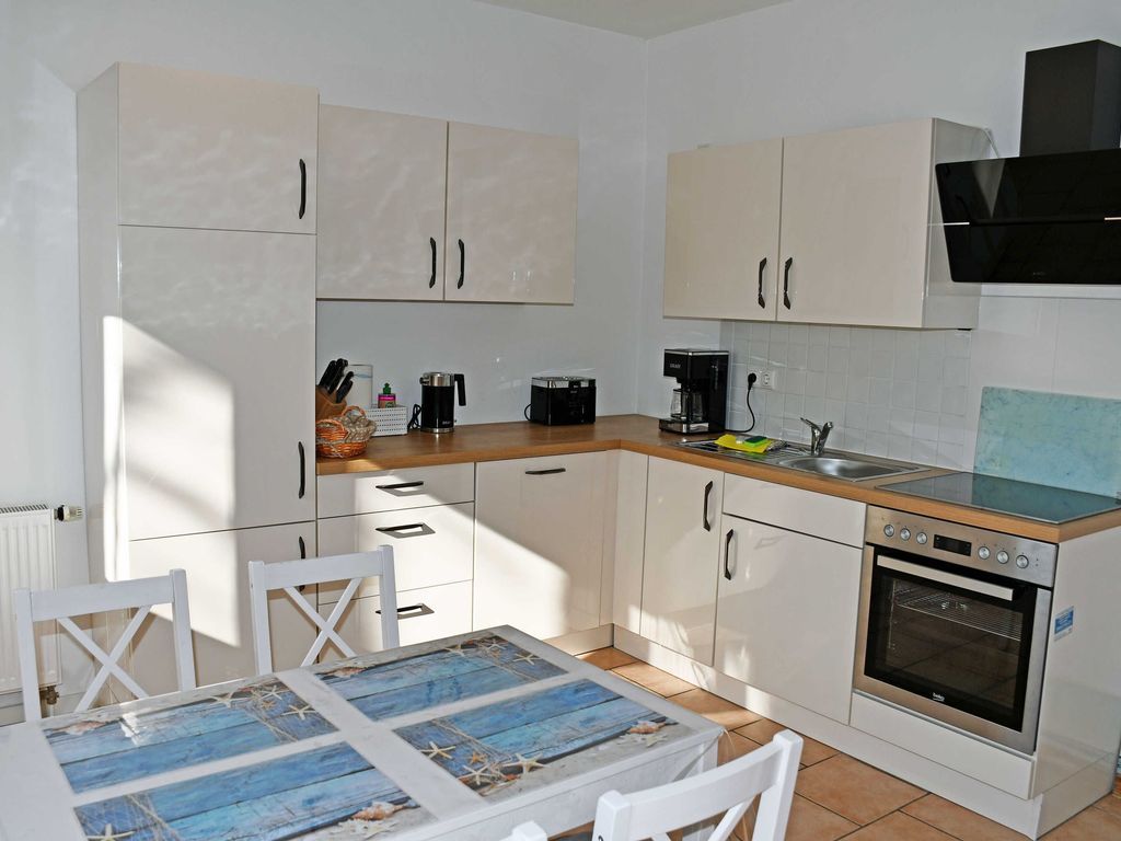 01 Fereinwohnung mit Terrasse EG Dranske - schöne Ferienwohnungen in Dranske auf dem Windland! detail 3