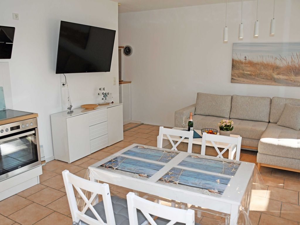 01 Fereinwohnung mit Terrasse EG Dranske