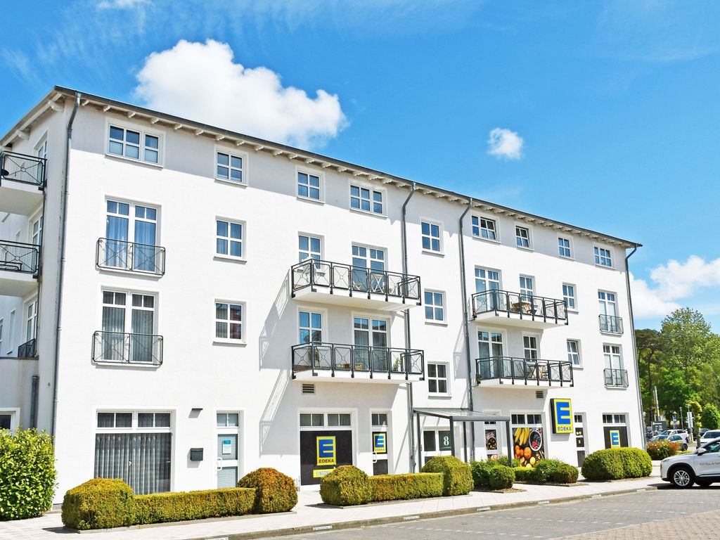 Park-Ferienwohnungen Ostseebad Sellin 500 m zum Strand detail 1