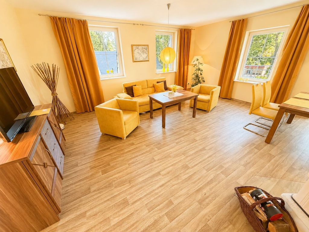 Gutshaus Luxus Fewo mit Kamin, Sauna, Pool, Whirlpool detail 3