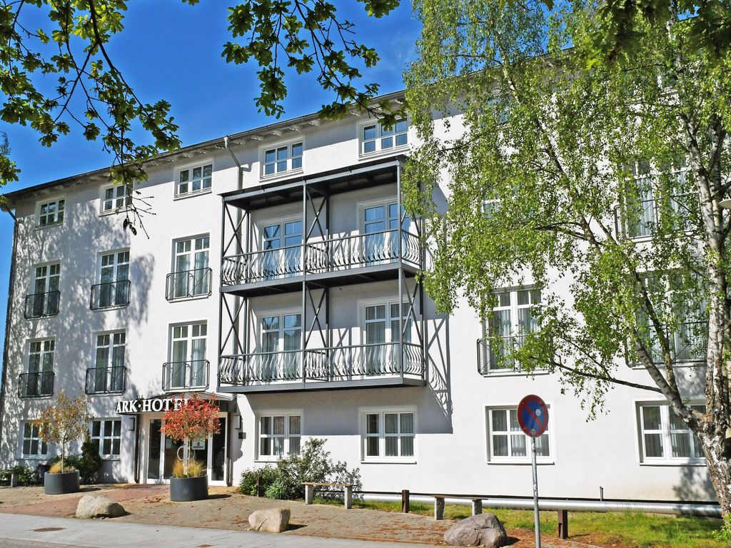 Park-Hostel Sellin nur 500 m zum Strand detail 1