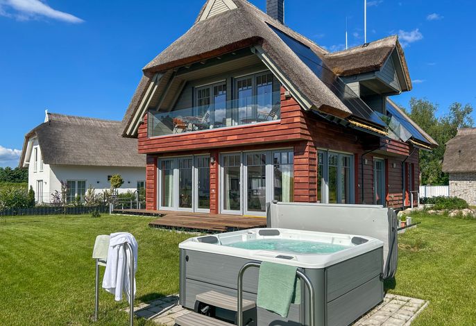 Rügen, Exklusives Luxus-Ferienhaus mit Whirlpool