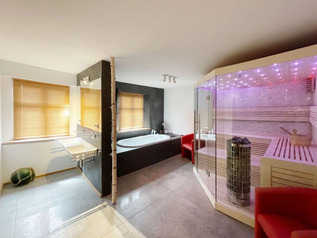 Ferienwohnung im Fachwerkhaus mit Sauna & Pool detail 4