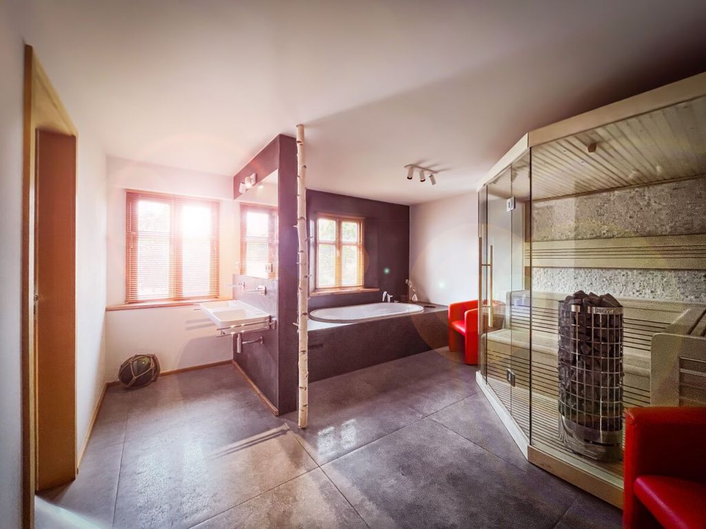 Ferienwohnung im Fachwerkhaus mit Sauna & Pool detail 2