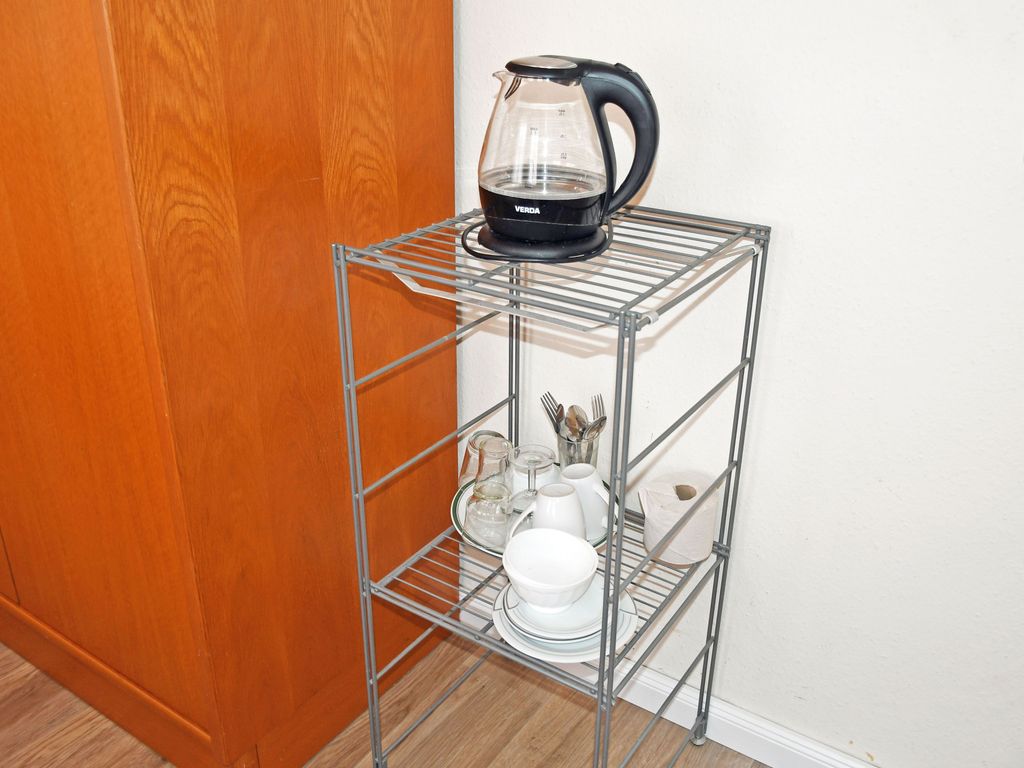 Budgetzimmer mit Dusche/WC auf dem Flur 18 - Appartementhaus Sellin in Stil der Bäderarchitektur detail 4