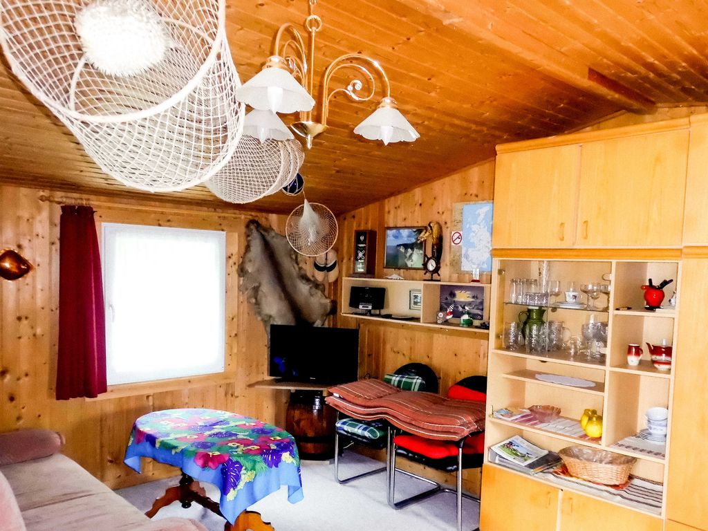 Ferienhaus Sonnenschein - Bungalow und Ferienwohnung auf Rügen detail 4