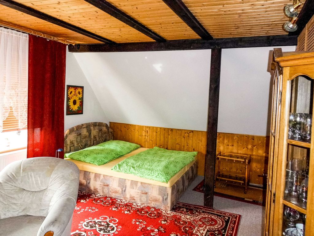 Ferienwohnung Rustikal - Bungalow und Ferienwohnung auf Rügen detail 1