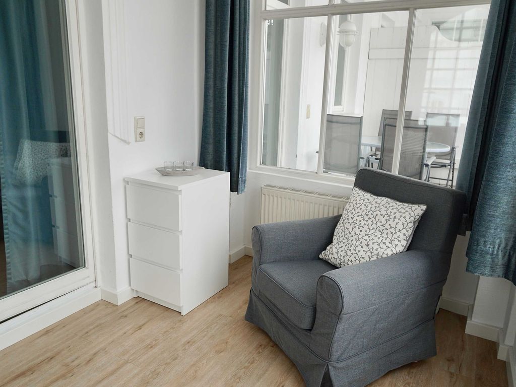 12 Ferienappartement Jasmund mit Balkon - Appartementhaus Haus Arkona detail 3