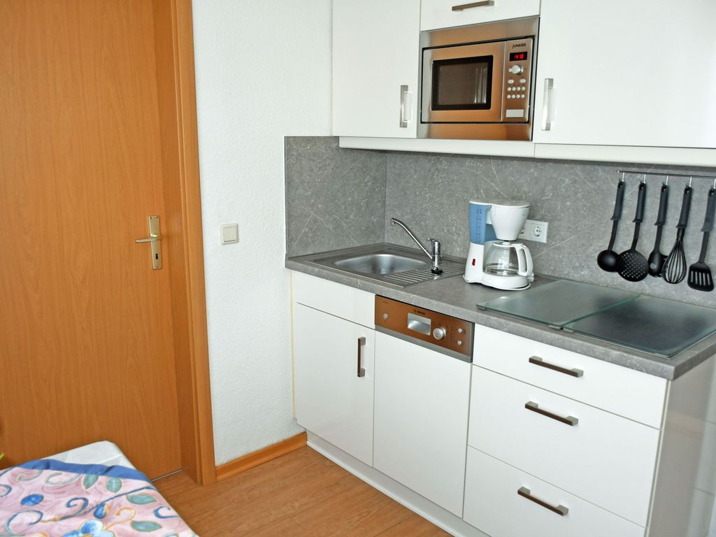 1-Raum-Ferienwohnung Mönchgut m. Terrasse - Ferienwohnungen auf Rügen im Ostseebad Sellin detail 4