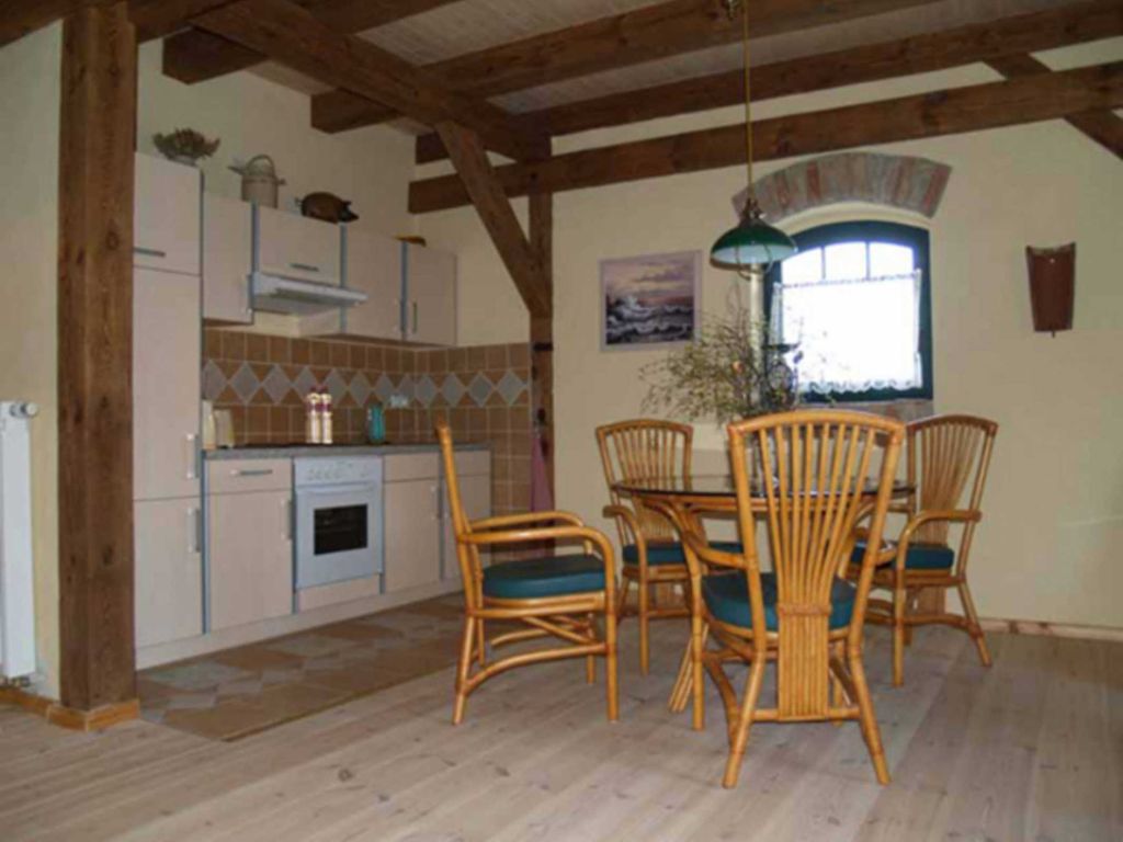Ferienwohnung Swantow mit Gartenterrasse - Ferienwohnungen im Süden von Rügen mit Sauna detail 1