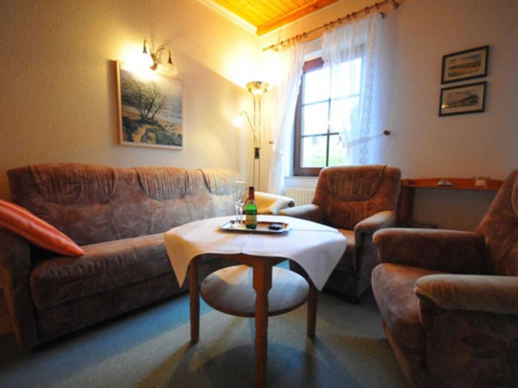 Fewo 2 Familienwohnung - Rügen-Fewo 233 Groß Zicker Ferienwohnungen detail 1