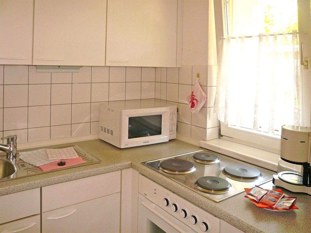 2 Zimmer Apartment mit Süd-Loggia - Haus Seeschwalbe im Ostseebad Göhren detail 4