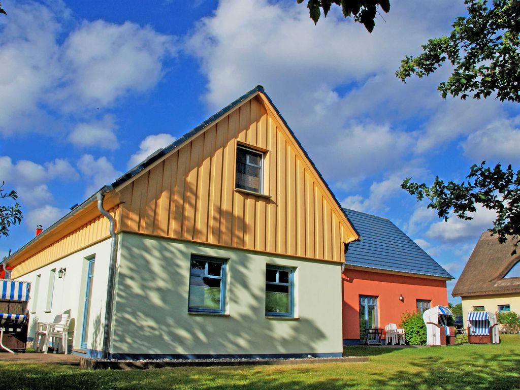 Ferienappartements zum Ostseestrand mit Terrasse detail 4