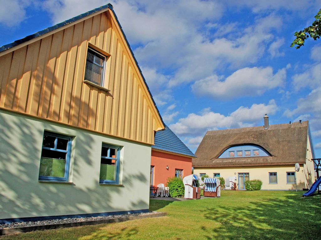 Ferienappartements zum Ostseestrand mit Terrasse detail 1