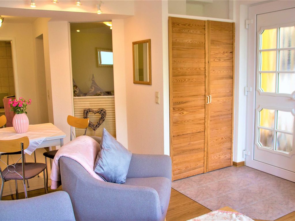 Ferienwohnung Lee mit Seeblick - Ferienwohnungen Haus Inselblick mit Seeblick detail 3