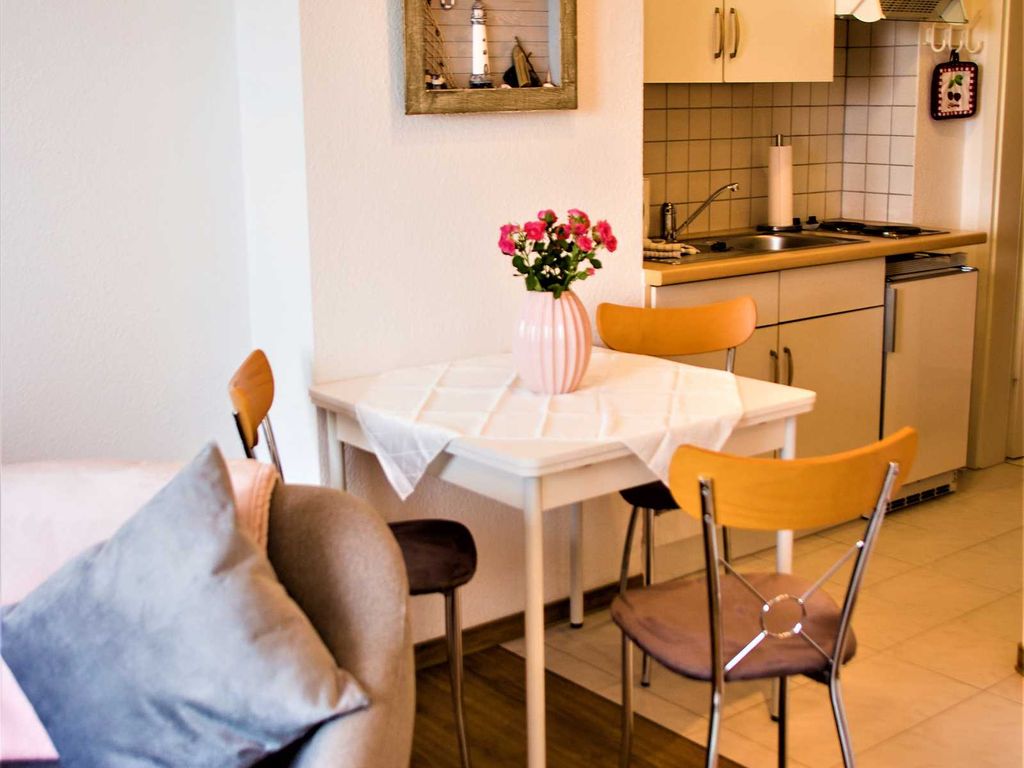 Ferienwohnung Lee mit Seeblick - Ferienwohnungen Haus Inselblick mit Seeblick detail 4