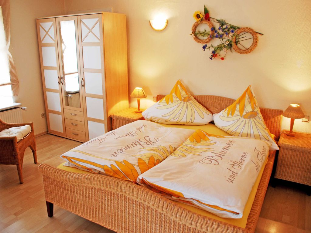 Ferienappartement Sonnenblume mit Seeblick und Terrasse