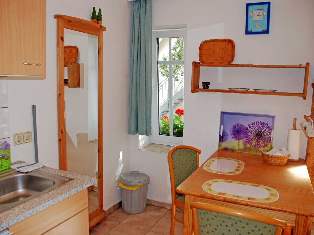 Ferienappartement Pusteblume mit Terrasse - Appartementhaus zur Brücke direkt am See detail 3